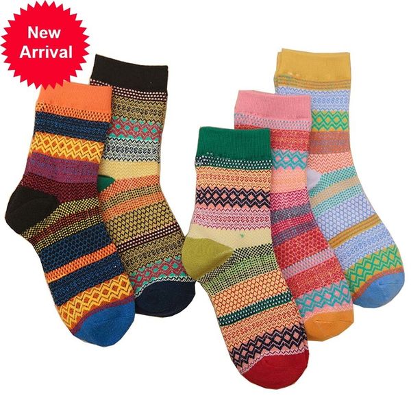 winter new fashion women's harajuku retro warm striped casual cotton socks 5 pairdw89, Black;white
winter new fashion women's harajuku retro warm striped casual cotton socks 5 pairdw89, Black;white