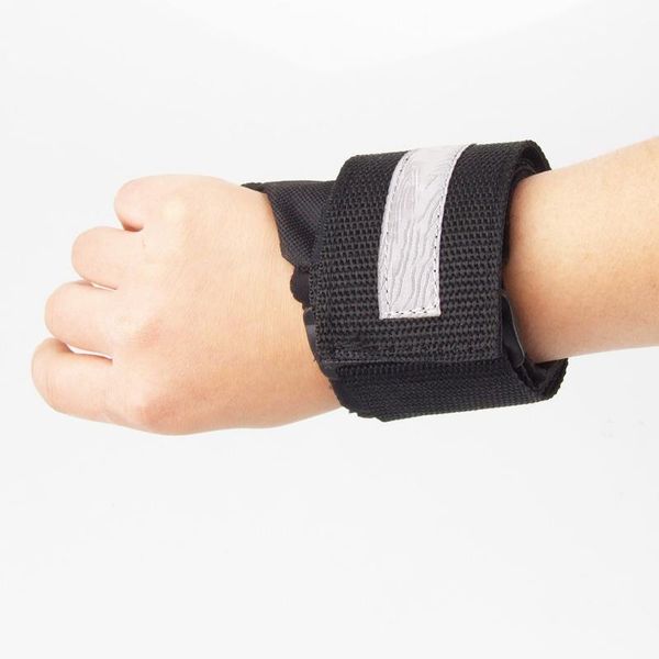 ankle support 1pc indoor sport fitness armguard hook bench push weight lifting single and duoble pole lock fitting, Blue;black
ankle support 1pc indoor sport fitness armguard hook bench push weight lifting single and duoble pole lock fitting, Blue;black