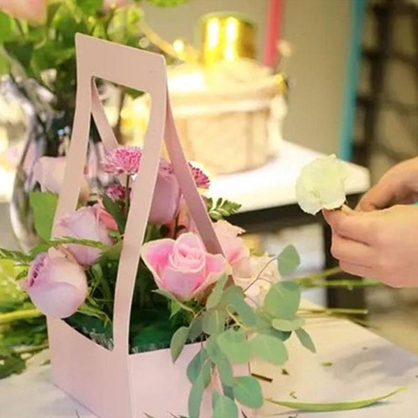 gift wrap kraft paper decorative flowers boxes packing rose bouquet handbag for wedding party decoration birthday florist gifts
gift wrap kraft paper decorative flowers boxes packing rose bouquet handbag for wedding party decoration birthday florist gifts