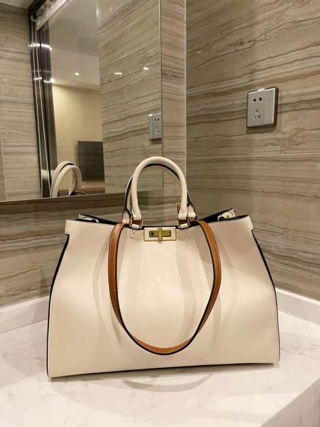 bag holdertote women's large capacity one shoulder portable travel simple fashion shopping lock peekaboo kitten baghandbag hook
bag holdertote women's large capacity one shoulder portable travel simple fashion shopping lock peekaboo kitten baghandbag hook