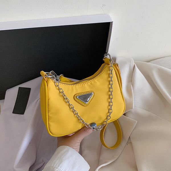 new women's bags 2021 new bags foreign style korean chain niche texture small bag 2021 new fashion net red sense summer one shoulder me
new women's bags 2021 new bags foreign style korean chain niche texture small bag 2021 new fashion net red sense summer one shoulder me