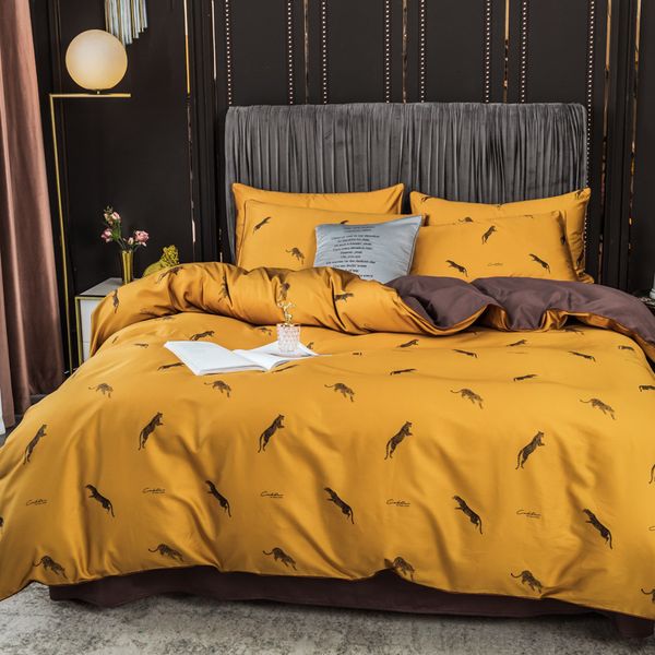 thickened 60 thread count pure printing four piece set light luxury cotton bedding
thickened 60 thread count pure printing four piece set light luxury cotton bedding