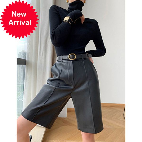 designers fashion autumn pu british style black leather trouser women's casual high waist outerwear loose straighat shorts, White;black
designers fashion autumn pu british style black leather trouser women's casual high waist outerwear loose straighat shorts, White;black