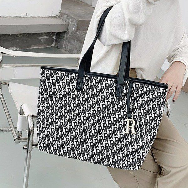purses bag female new tote shopping single shoulder flower canvas large capacity simple child and mother bag handbag black friday
purses bag female new tote shopping single shoulder flower canvas large capacity simple child and mother bag handbag black friday