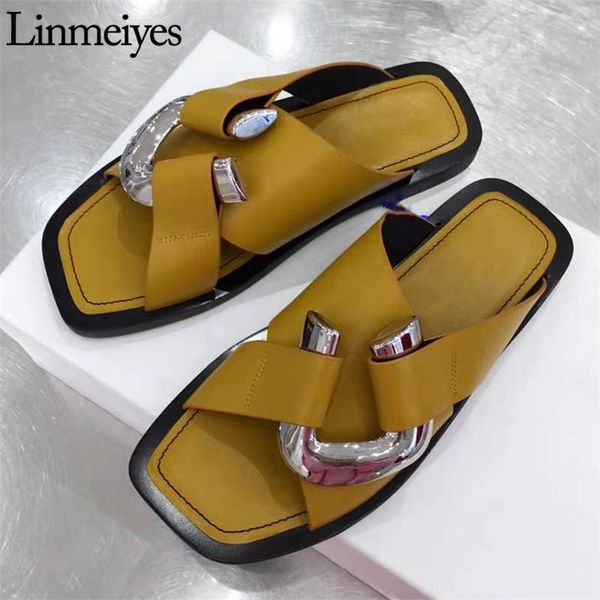 slippers silver buckle women summer flat beach shoes ladies genuine leather mules woman slides 2021 runway, Black
slippers silver buckle women summer flat beach shoes ladies genuine leather mules woman slides 2021 runway, Black