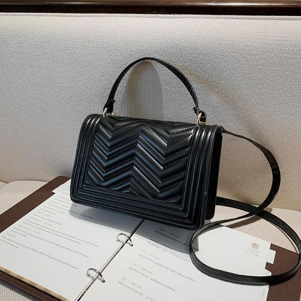 pu leather crossbody bags lady commuter handbags female simple totes simple solid color summer women 2021 trend
pu leather crossbody bags lady commuter handbags female simple totes simple solid color summer women 2021 trend