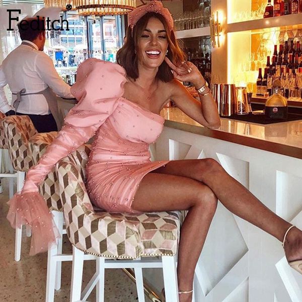 casual dresses feditch summer lace party dress ruffled one shoulder female bodycon mesh women mini club ladies vestidos de fiesta, Black;gray
casual dresses feditch summer lace party dress ruffled one shoulder female bodycon mesh women mini club ladies vestidos de fiesta, Black;gray