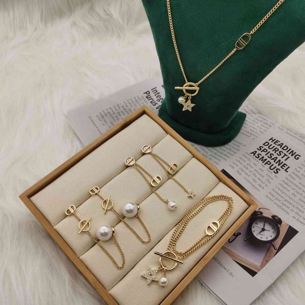 factory specials aa new style diamond earrings red letter bracelet pearl simple necklace women's, Black
factory specials aa new style diamond earrings red letter bracelet pearl simple necklace women's, Black