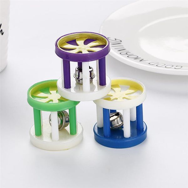 cat toys random color christmas play toy cute bell design plastic training interactive funny pet supplies
cat toys random color christmas play toy cute bell design plastic training interactive funny pet supplies