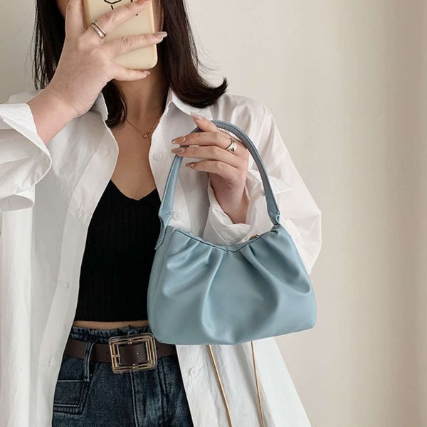 simple solid color ladi chain shoulder crossbody bag soft pu leather women small handle bags female pleated underarm
simple solid color ladi chain shoulder crossbody bag soft pu leather women small handle bags female pleated underarm