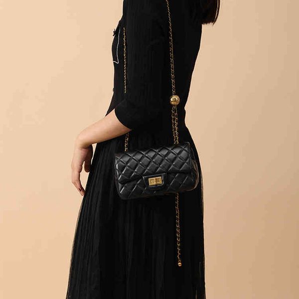 xiaoxiangfeng golden ball bag 2022 lingge leather chain diagonal versatile fashion one shoulder women, Black;red
xiaoxiangfeng golden ball bag 2022 lingge leather chain diagonal versatile fashion one shoulder women, Black;red