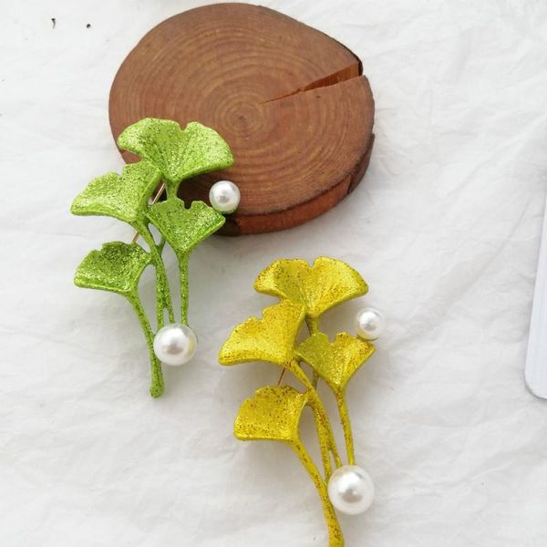 pins, brooches temperament ginkgo leaf brooch for women pearl trendy gold senior luxury jewelry gift, Gray
pins, brooches temperament ginkgo leaf brooch for women pearl trendy gold senior luxury jewelry gift, Gray