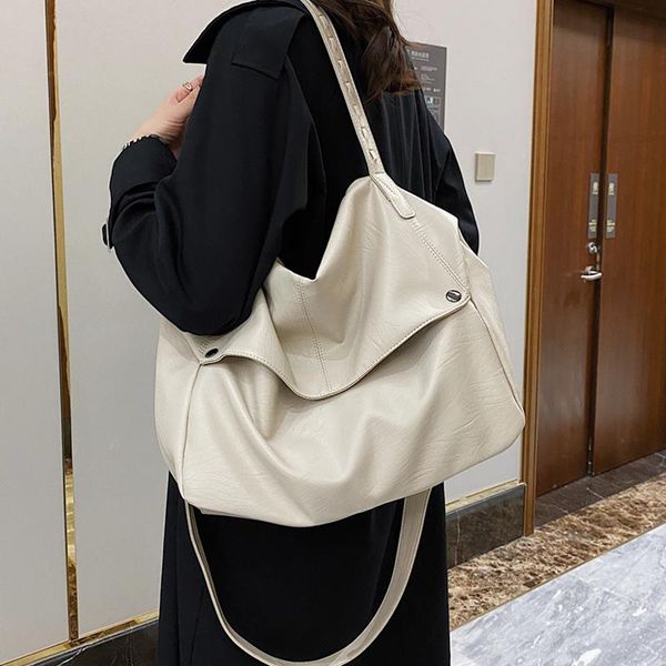 evening bags casual style female shoulder bag 2021 women's brand soft leather hobo handbag high capacity tote retro ladies messenger
evening bags casual style female shoulder bag 2021 women's brand soft leather hobo handbag high capacity tote retro ladies messenger