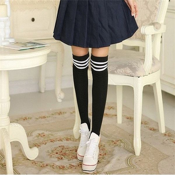 college style black and white three stripes student knee football socks long tube socks loli fun theme c0224
college style black and white three stripes student knee football socks long tube socks loli fun theme c0224