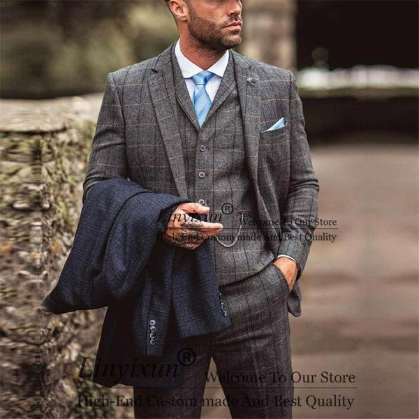 men's suits & blazers autumn/winter plaid wool mens sutis 3 pieces jacket vest pants set groom wedding tuxedo business male windbreaker, White;black
men's suits & blazers autumn/winter plaid wool mens sutis 3 pieces jacket vest pants set groom wedding tuxedo business male windbreaker, White;black