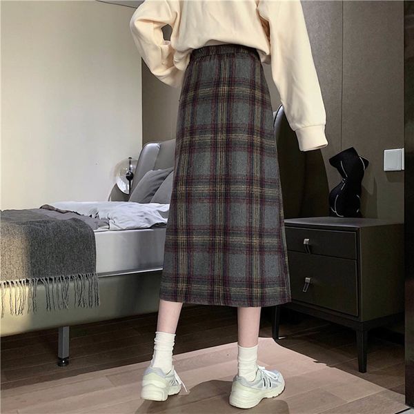 fashion 2021 autumn new women's winter plaid high waist slim medium long wool retro skirt girl japanese style l egsc, Black;gray 
fashion 2021 autumn new women's winter plaid high waist slim medium long wool retro skirt girl japanese style l egsc, Black;gray