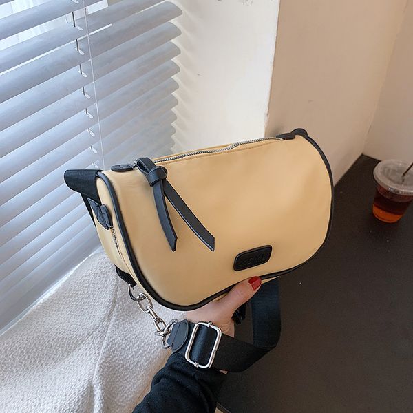 women's new nylon oxford single shoulder korean fashion simple solid color chest bag leisure travel backpack
women's new nylon oxford single shoulder korean fashion simple solid color chest bag leisure travel backpack