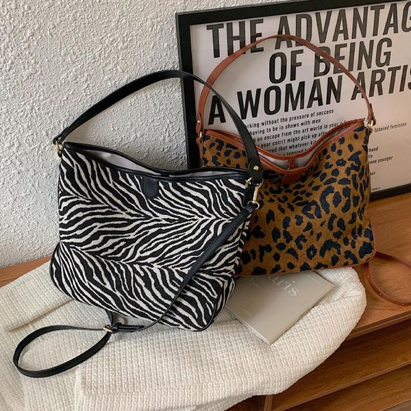 evening bags bolsa feminina canvas shoulder underarm bag women's trendy fall winter fashion leopard crossbody
evening bags bolsa feminina canvas shoulder underarm bag women's trendy fall winter fashion leopard crossbody