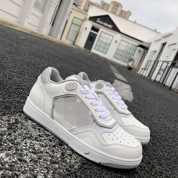 valentin new fashion sneakers high and low retro diagonal leather technical shoes men and women new sports casual shoes, Red;white
valentin new fashion sneakers high and low retro diagonal leather technical shoes men and women new sports casual shoes, Red;white