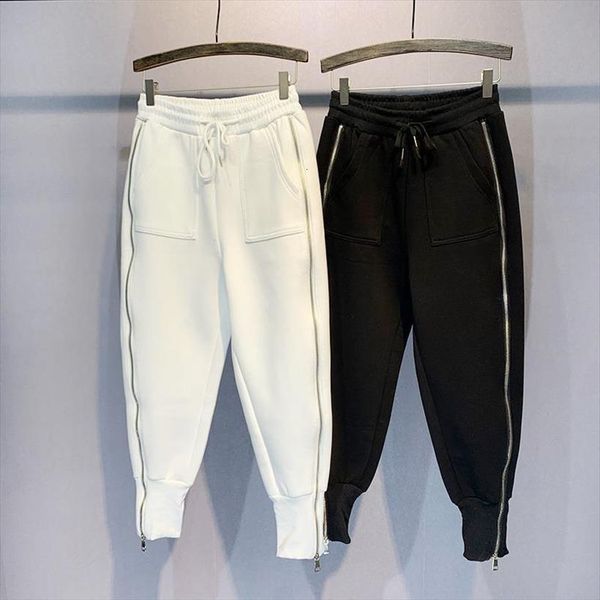 warm high street loose women capris sport running waist sweatpants jogger plus velvet hip hop harem trousers m229, Black;white
warm high street loose women capris sport running waist sweatpants jogger plus velvet hip hop harem trousers m229, Black;white