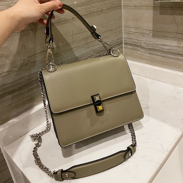 outlet women's bag simple and fashionable foreign style calfskin splicing chain single shoulder messenger bag pl1l luxuryss designerss
outlet women's bag simple and fashionable foreign style calfskin splicing chain single shoulder messenger bag pl1l luxuryss designerss