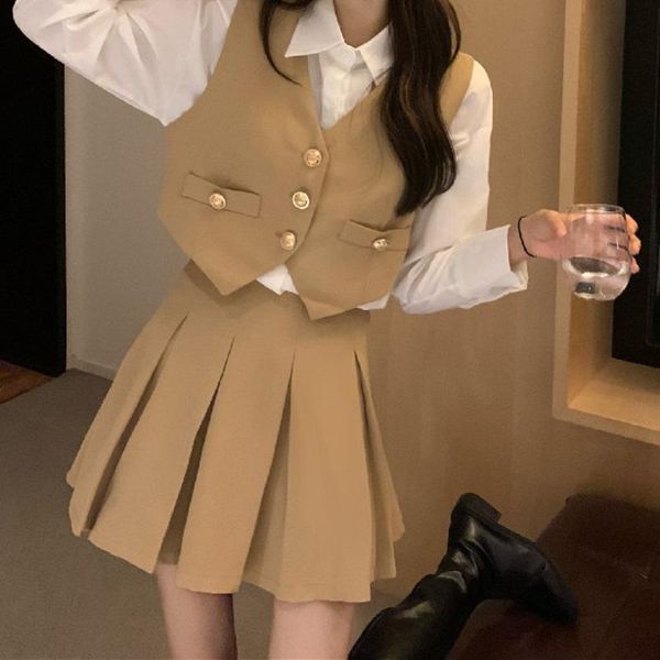 women's vests 2021 early autumn three piece suit white long sleeved shirt high waist pleated skirt vest small coat, Black;white
women's vests 2021 early autumn three piece suit white long sleeved shirt high waist pleated skirt vest small coat, Black;white