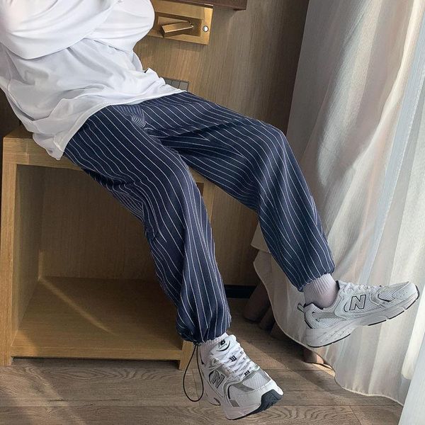 2021 spring and autumn new youth popular hong kong style drawstring drawstring pants fashion casual striped straight pants, Black
2021 spring and autumn new youth popular hong kong style drawstring drawstring pants fashion casual striped straight pants, Black