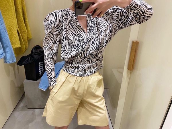 women's blouses & shirts 2021ss summer luxury women zebra prints silk blouse female fashion shirt gdnz 7.03, White
women's blouses & shirts 2021ss summer luxury women zebra prints silk blouse female fashion shirt gdnz 7.03, White
