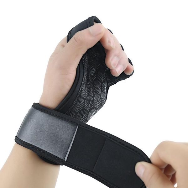 wrist support 1pcs anti-slip half finger sports fitness weight lifting gym gloves glove pull-up grip band anti-skid protector, Black;red
wrist support 1pcs anti-slip half finger sports fitness weight lifting gym gloves glove pull-up grip band anti-skid protector, Black;red