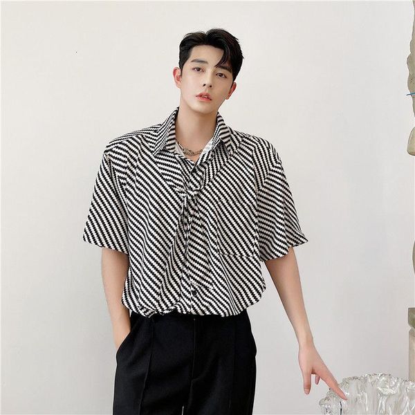men's casual shirts men fashion black white striped bow tie business shirt male streetwear hip hop party dress ropa para hombre 2021, White;black
men's casual shirts men fashion black white striped bow tie business shirt male streetwear hip hop party dress ropa para hombre 2021, White;black