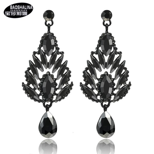 Studs Earrings Luxury Fashion Temperament Women's Full Diamond Exaggerated Nightclub Long Water Drop, Golden;silver
Studs Earrings Luxury Fashion Temperament Women's Full Diamond Exaggerated Nightclub Long Water Drop, Golden;silver