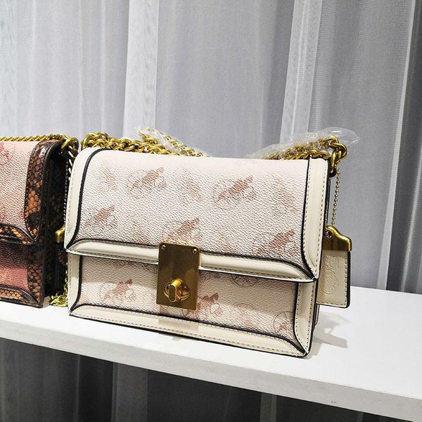 evening bags 2021 fashion cowhide snake print hit color printing chain small square bag ladies shoulder satchels handbags women sac
evening bags 2021 fashion cowhide snake print hit color printing chain small square bag ladies shoulder satchels handbags women sac