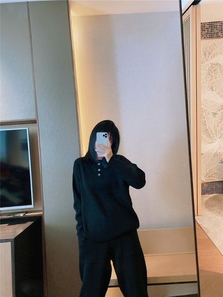 women's two piece pants juice snow 2021 autumn and winter female button design sense solid color round neck sweater casual suit, White
women's two piece pants juice snow 2021 autumn and winter female button design sense solid color round neck sweater casual suit, White