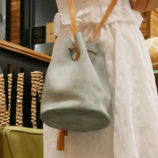 yourseason female fog wax cowhide tassel simple bucket bag 2021 genuine leather student shoulder crossbody vintage bags handmade
yourseason female fog wax cowhide tassel simple bucket bag 2021 genuine leather student shoulder crossbody vintage bags handmade