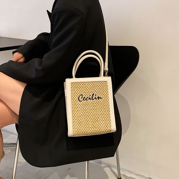 80% off spring new woven small tote bag wind portable single shoulder messenger women's bag small fresh handbags
80% off spring new woven small tote bag wind portable single shoulder messenger women's bag small fresh handbags