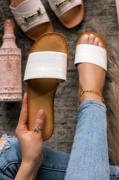 slippers women summer solid flat ladies slides beach shoes zapatos mujer comfortable fashion female footwear 2021, Black
slippers women summer solid flat ladies slides beach shoes zapatos mujer comfortable fashion female footwear 2021, Black