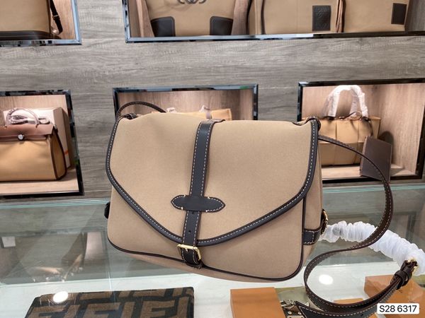 women shoulder bags 2021 summer and autumn new fashion ladies crossbody bag retro postman-bags high-quality solid suede 6317 size:29*21cm
women shoulder bags 2021 summer and autumn new fashion ladies crossbody bag retro postman-bags high-quality solid suede 6317 size:29*21cm