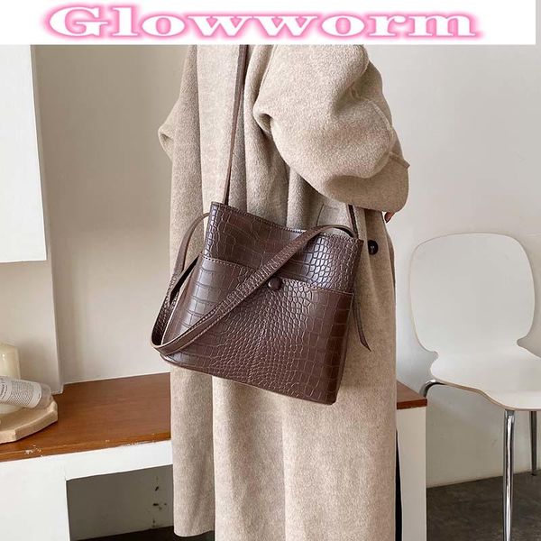 stone pattern pu leather bucket bags for women 2021 small shoulder simple bag female travel handbags
stone pattern pu leather bucket bags for women 2021 small shoulder simple bag female travel handbags
