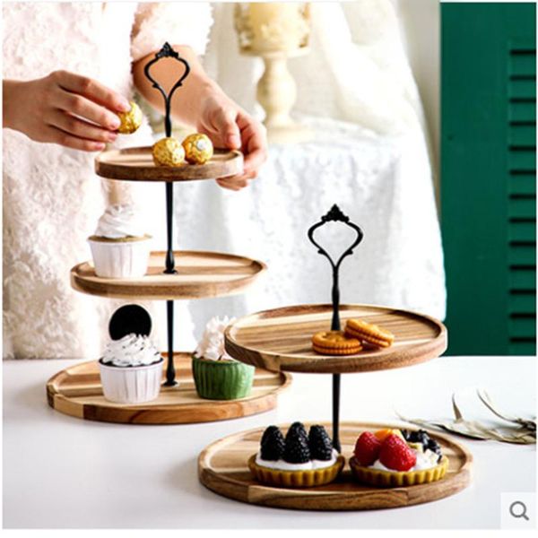 other bakeware 2/3 tiers detachable cake stand wooden european style pastry cupcake fruit plate serving dessert holder wedding party home de
other bakeware 2/3 tiers detachable cake stand wooden european style pastry cupcake fruit plate serving dessert holder wedding party home de