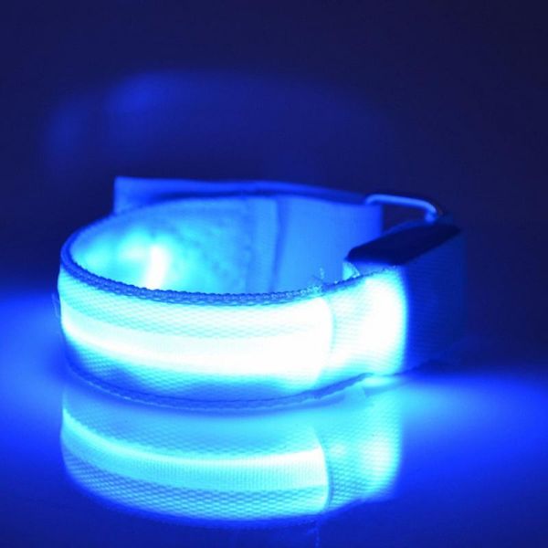 elbow & knee pads outdoor luminous band sports light-emitting bracelet led night running arm belts safety warning light, Black;gray
elbow & knee pads outdoor luminous band sports light-emitting bracelet led night running arm belts safety warning light, Black;gray