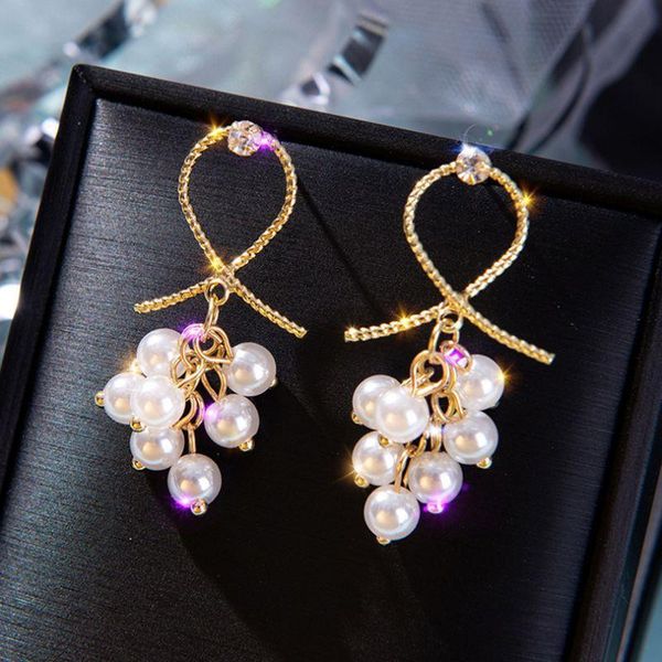 dangle & chandelier 2021 s925 silver needle pearl grape string tassel earrings fashion temperament ladies holiday party gift
dangle & chandelier 2021 s925 silver needle pearl grape string tassel earrings fashion temperament ladies holiday party gift