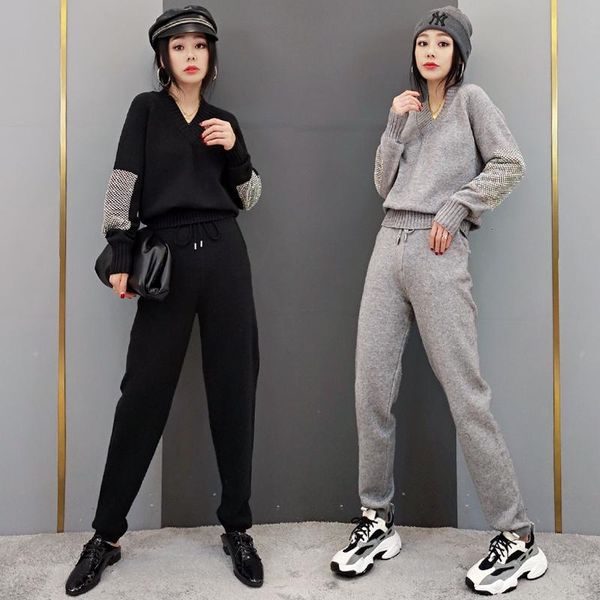 women's two piece pants suit v-neck drawstring cotton full sweater and foot fashion 2021 autumn winter diamond knitted 2-piece woman, White
women's two piece pants suit v-neck drawstring cotton full sweater and foot fashion 2021 autumn winter diamond knitted 2-piece woman, White