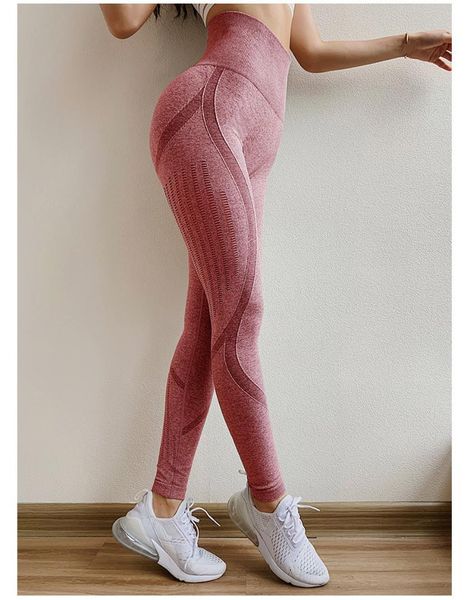 yoga outfit peach hip mesh breathable high waist hip-lifting sports tights women's running fitness quick-drying seamless pants
yoga outfit peach hip mesh breathable high waist hip-lifting sports tights women's running fitness quick-drying seamless pants