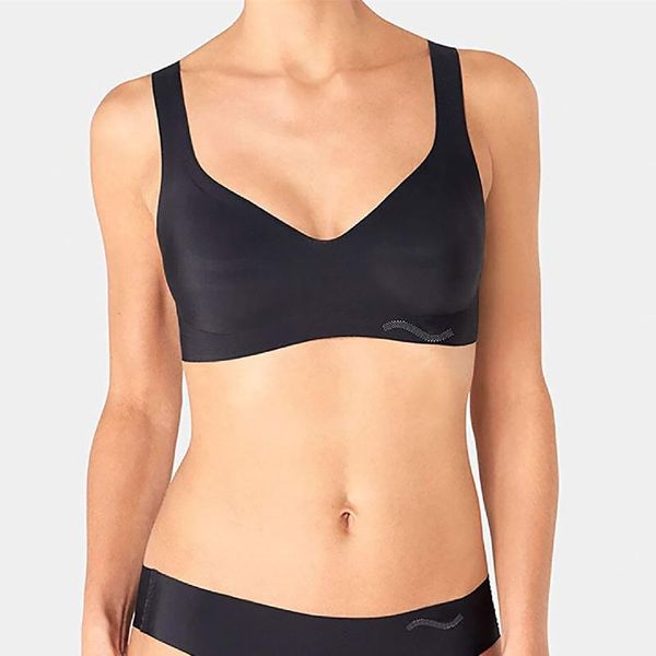 yoga outfit 2021 women bras breathable sports bra pure color women's casual corset swimsuit vest underwear support workout fitness
yoga outfit 2021 women bras breathable sports bra pure color women's casual corset swimsuit vest underwear support workout fitness