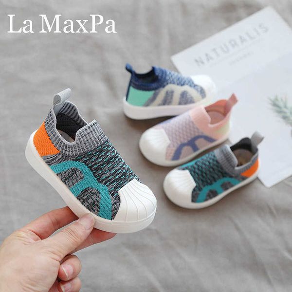 size 21-30 baby girls boys sport running shoes light casual shoes infant soft bottom sport shoes children kids outdoor sneakers g1025, Black;red
size 21-30 baby girls boys sport running shoes light casual shoes infant soft bottom sport shoes children kids outdoor sneakers g1025, Black;red