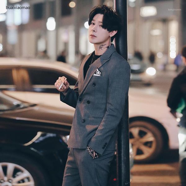 ( jacket + pants ) 2021 fashion boutique solid color double-breasted mens casual gray black suit 2 sets formal business men's suits & b, White;black
( jacket + pants ) 2021 fashion boutique solid color double-breasted mens casual gray black suit 2 sets formal business men's suits & b, White;black