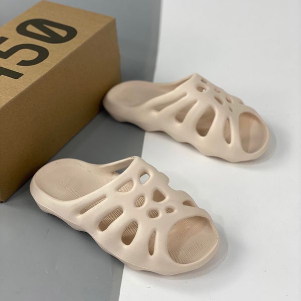2021 couple casual sandals and slippers outdoor sports show classic cartoon simple atmosphere leather wholesale 35-45, Black
2021 couple casual sandals and slippers outdoor sports show classic cartoon simple atmosphere leather wholesale 35-45, Black