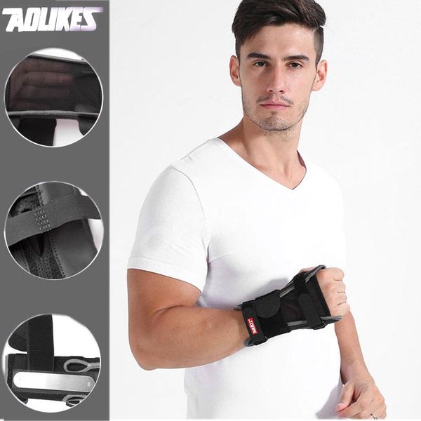 wrist support 1 piece professional sports brace fitness weightlifting gloves protects joints relieves pressure, Black;red
wrist support 1 piece professional sports brace fitness weightlifting gloves protects joints relieves pressure, Black;red