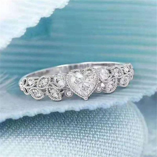 wedding rings design trendy ring for women engagement fashion shiny cubic zircon jewelry party christmas gifts, Slivery;golden
wedding rings design trendy ring for women engagement fashion shiny cubic zircon jewelry party christmas gifts, Slivery;golden