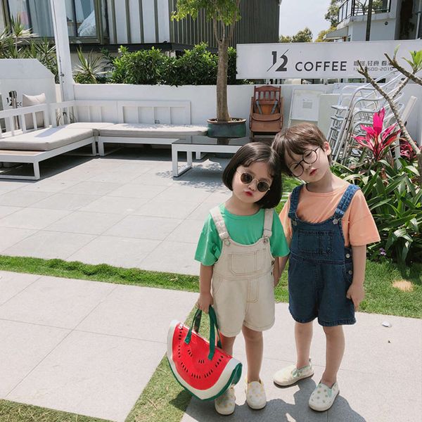 2019 summer new loose carrying jeans shorts children's casual pants, Blue
2019 summer new loose carrying jeans shorts children's casual pants, Blue